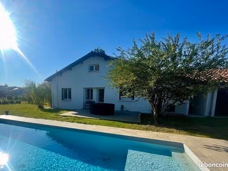 maison 4 pièces 105 m²