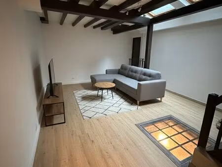 maison de ville rénovée – 75 m² – duplex – cave vitrée – tours centre (mirabeau)