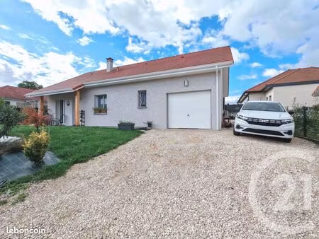 maison 4 pièces 80 m²