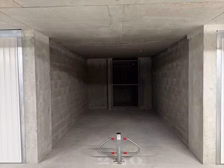 place de stationnement à vendre saint-genis-pouilly (01630)