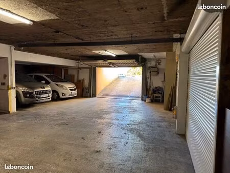 garage 13m² / box fermé toulon armaris (83100)