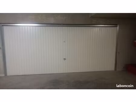 loue garage