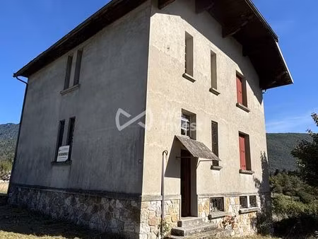 maison 6 pièces 130 m²