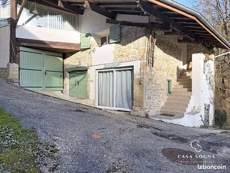 maison de village 5 pièces 79 m²