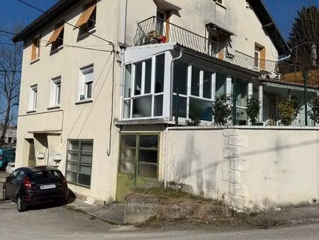 maison 130 m² – 4 chambres – garage 85 m² - grenier 120 m² + parking