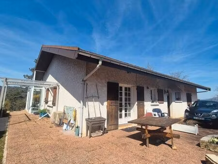 vends maison individuelle