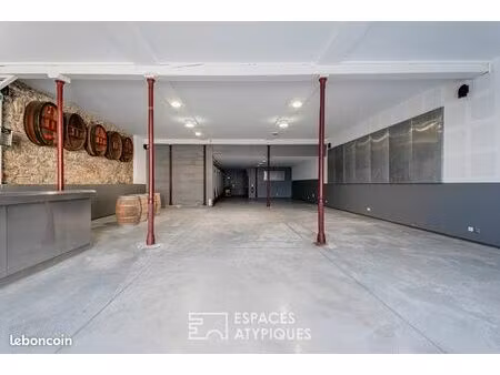 local 530 m² roubia
