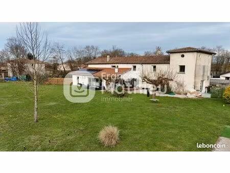 maison 6 pièces 273 m²