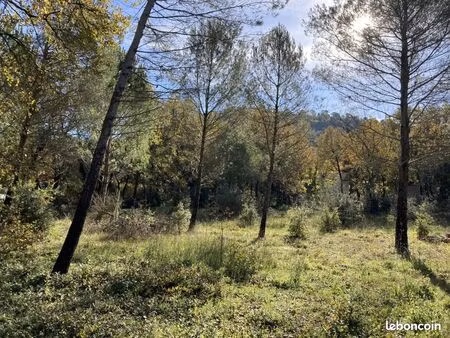 terrain 1 400 m² neoules