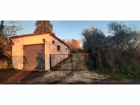 terrain non constructible avec bâtiment