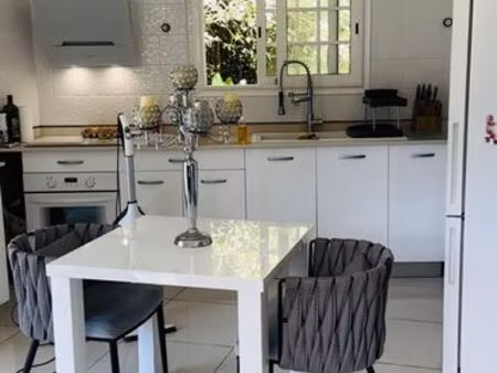 logement a louer sur sainte rose