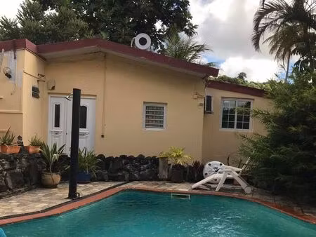 grand studio meublé au lamentin