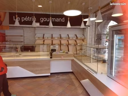 vend fond de boulangerie pâtisseries 70000