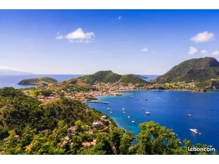 terre de haut : terrain commercial nu à louer. faire offre de location