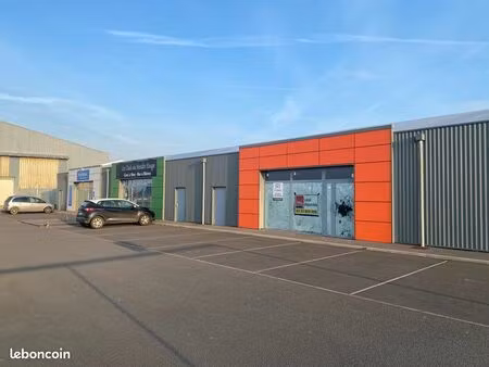 local commercial 400 m2