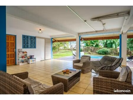 maison familiale ou investissement avec piscine – le lamentin