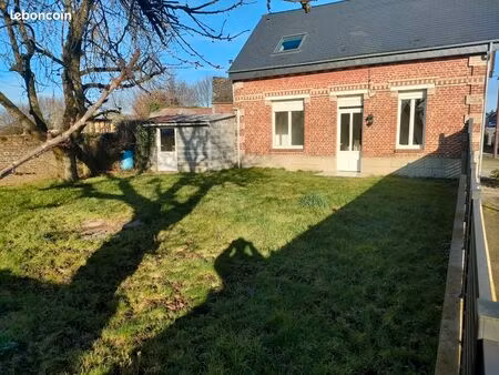 maison à louer à 02 oisy