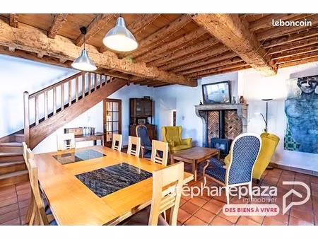 maison 6 pièces 171 m²