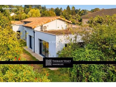 villa 4 pièces 130 m²