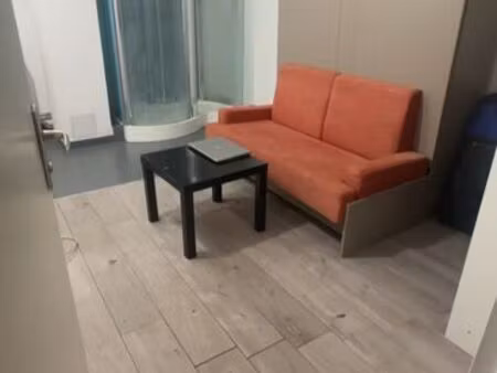 studio hauteurs antibes proche sophia antipolis + parking location a l'année ou étudiant(e