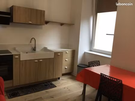 f2 meublé  très propre belfort