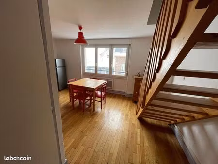 saint dié proche gare et centre loue f2 meublé en duplex