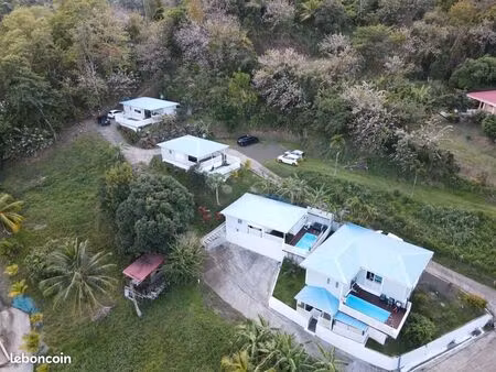 joli ensemble immobilier de 4 villas t3  t2 et d'un studio