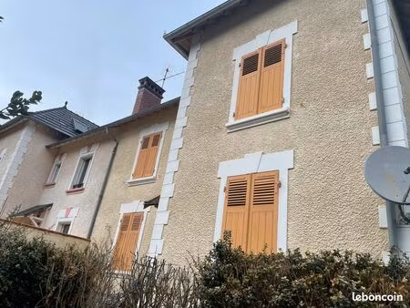 vend maison 6 pièces avec jardin à auzat (09)
