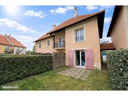 maison 3 pièces 37 m²