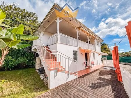 propriété 5 pièces 129 m²