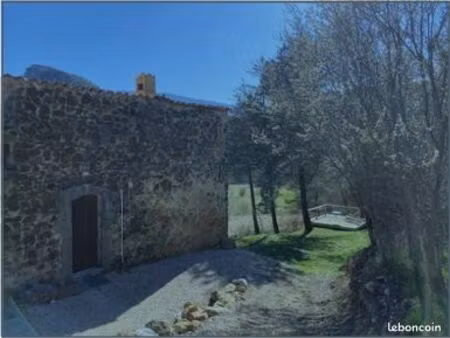 a louer logement rougon