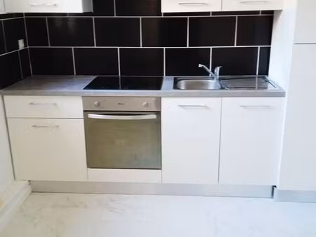 t4 digne les bains rez de chaussée surélevé très lumineux calme 3 belles chambres