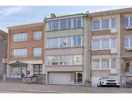 spacieux appartement 2 chambres + terrasse + cave