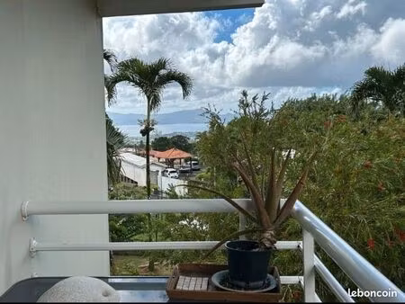 a louer t3 terrasse 15m2 fort de france