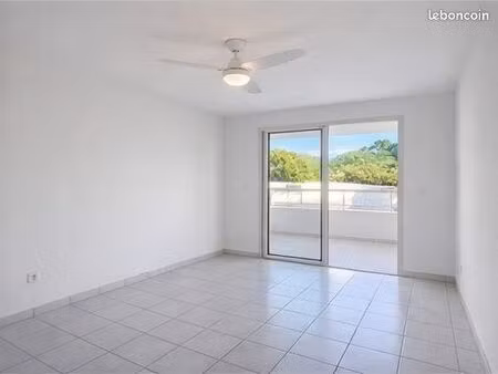 très bel appartement f4 à louer