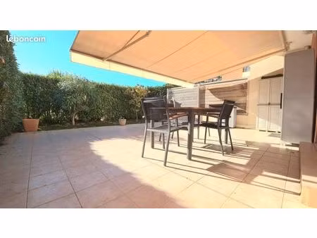 3 pièces lumineux  calme  piscine  jardin  parking ss sécurisé ss securisé