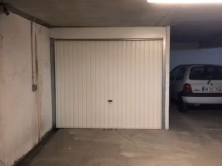 location box fermé 12m2 suresnes