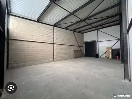 local artisanal commercial