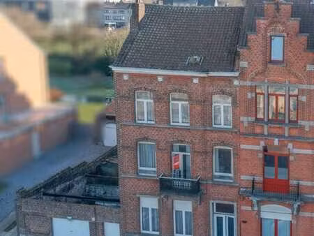 grande maison de maître à rénover avec terrain (à bâtir) et…