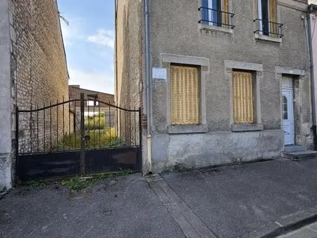 maison 4 pièces 95 m²