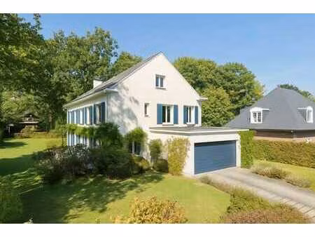 quartier baron d'huart - magnifique villa de standing