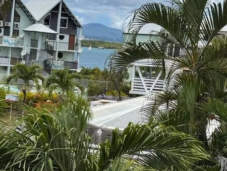 a vendre studio meublé village viva bas du fort gosier