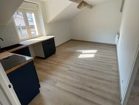 appartement t2 + emplacement vélo/moto