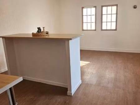 type 1 2eme etage centre historique