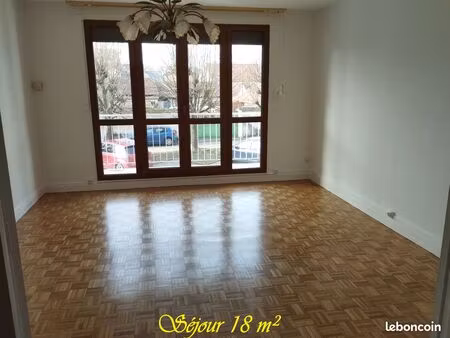 f2 proche centre ville 60m² - lumineux et traversant