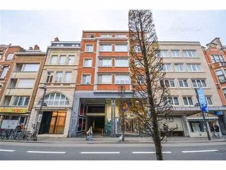 studio moderne et meublé  convient à une personne  dans le c