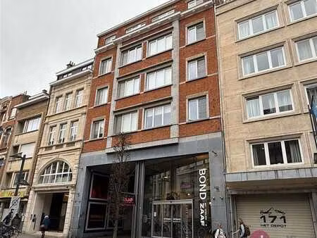 studio moderne et meublé  convient à une personne  dans le c