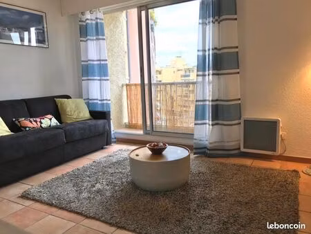 studio meublé vence centre avec terrasse 610