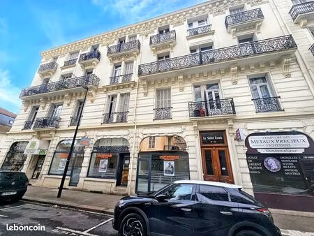 studio 1 pièce 15 m²