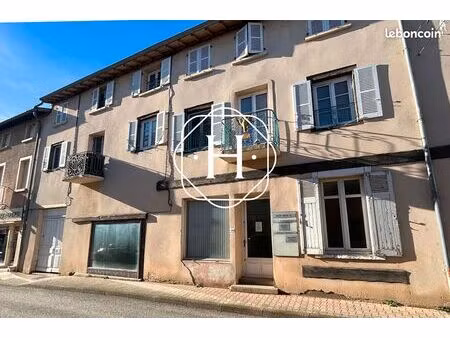 murs commerciaux 94 m² villars les dombes